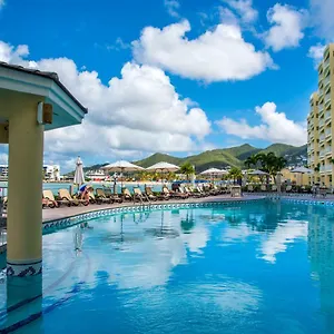 Resort The At, Bahía de Simpson